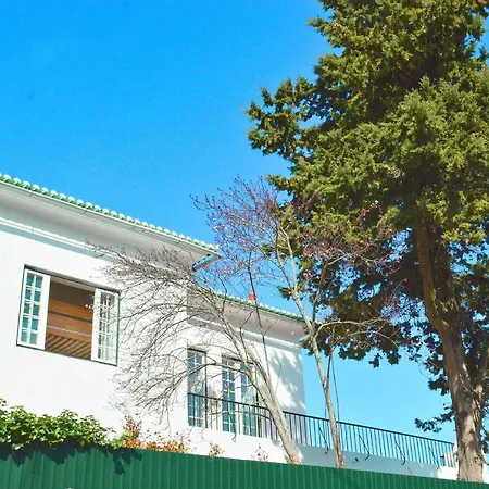 Costeira Hostel *