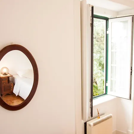 Hostel Costeira Estoril